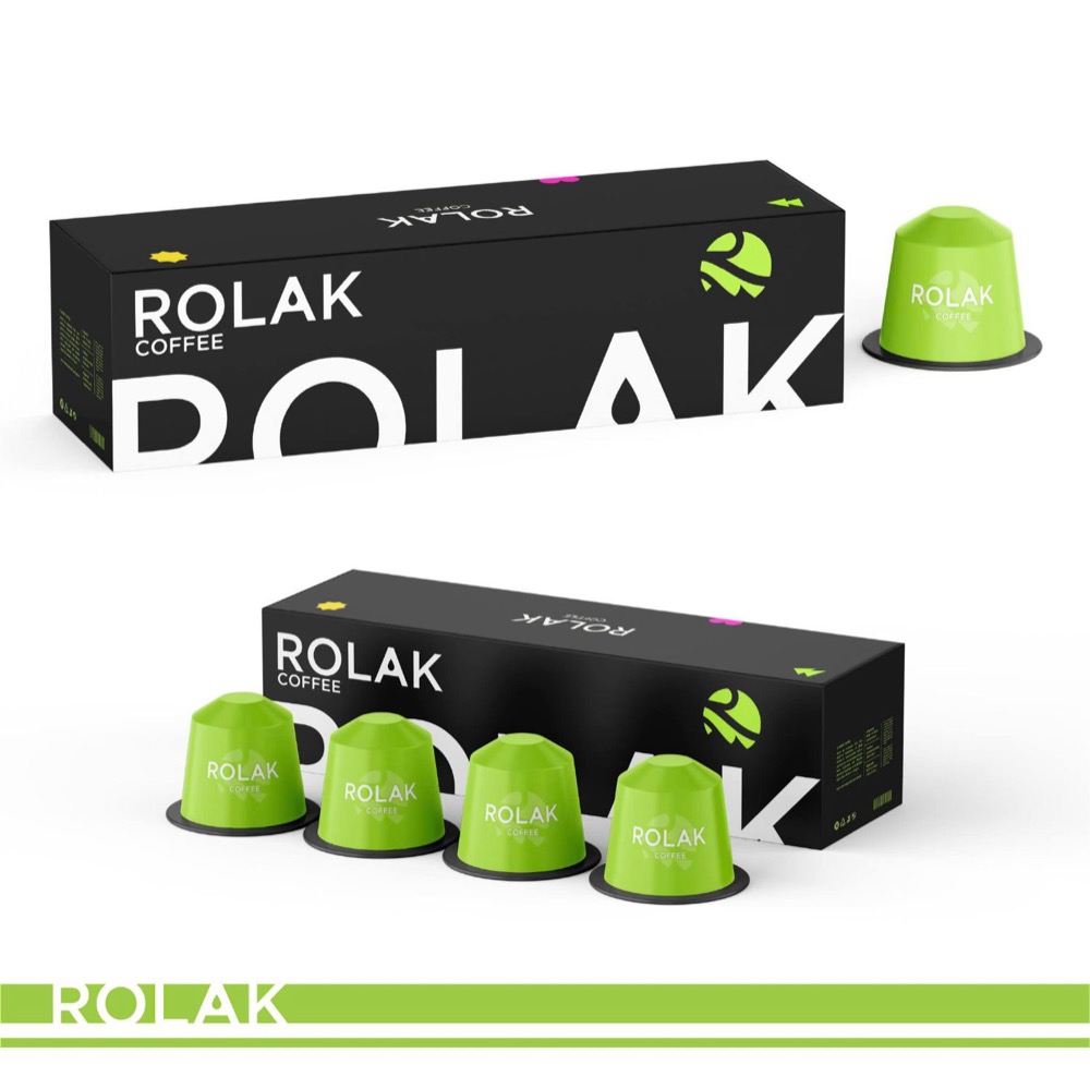 Hộp capsule cà phê ROLAK COFFEE nền đen in chữ ROLAK lớn cùng các viên capsule màu xanh lá